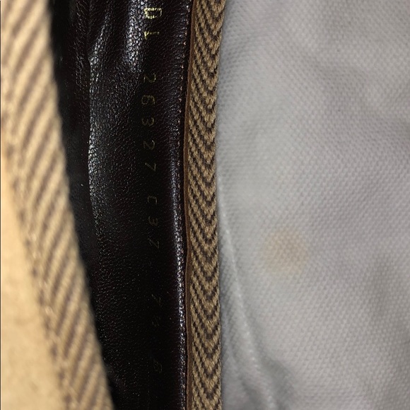 Salvatore Ferragamo suede shoes. One of a kind. - Picture 3 of 3